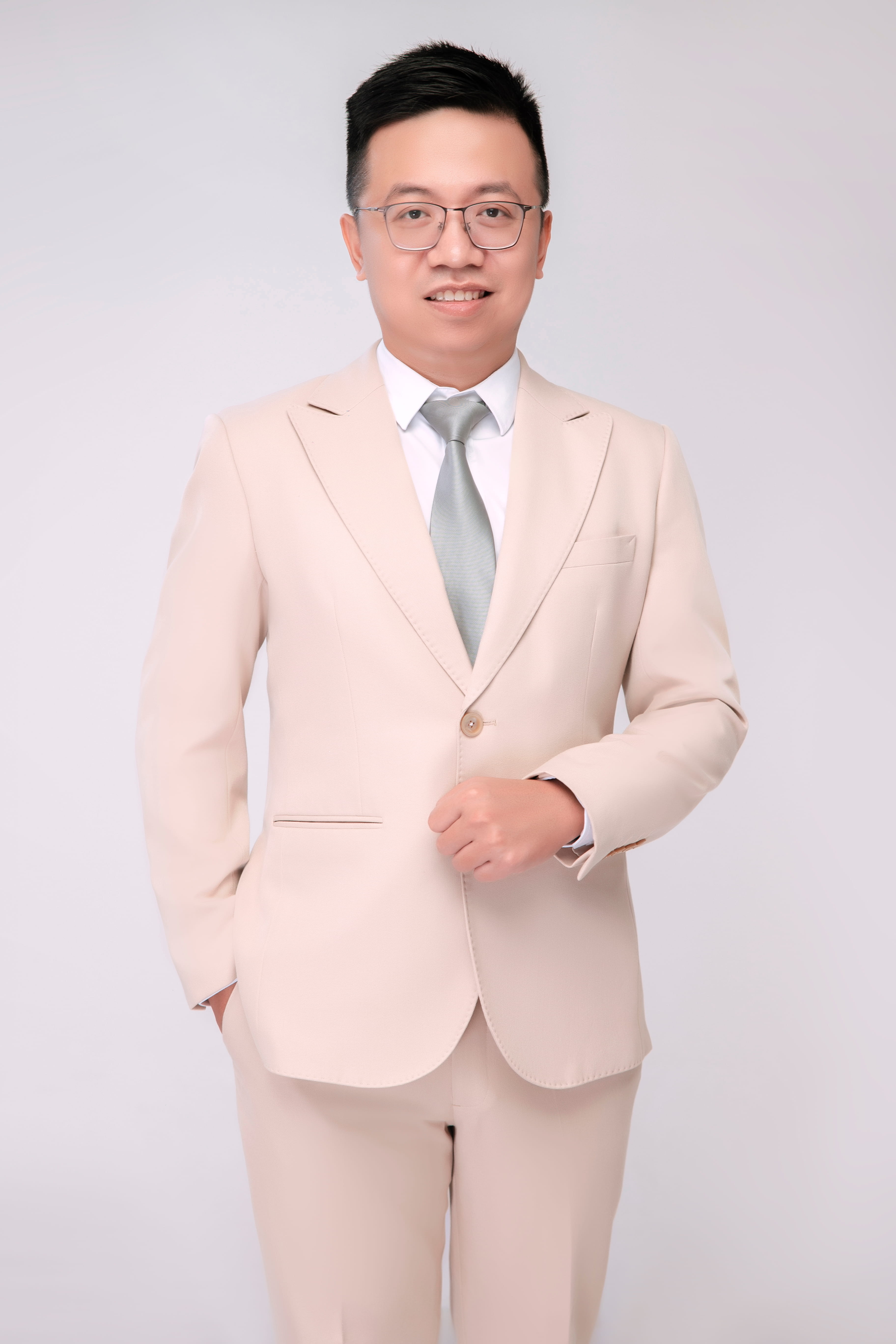 Chú rể Vũ Quốc Tuấn